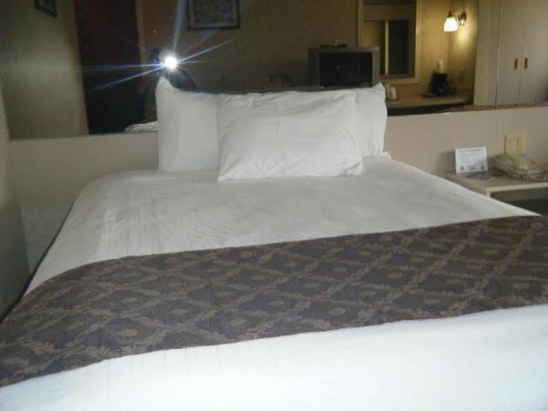 Red Roof Inn Springfield, Mo Exteriör bild